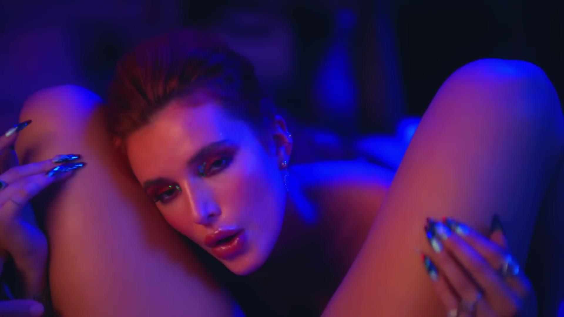 BellaJuicyJ_InYou_MV_BTD_093.jpg BellaJuicyJ_InYou_MV_BTD_093.jpg