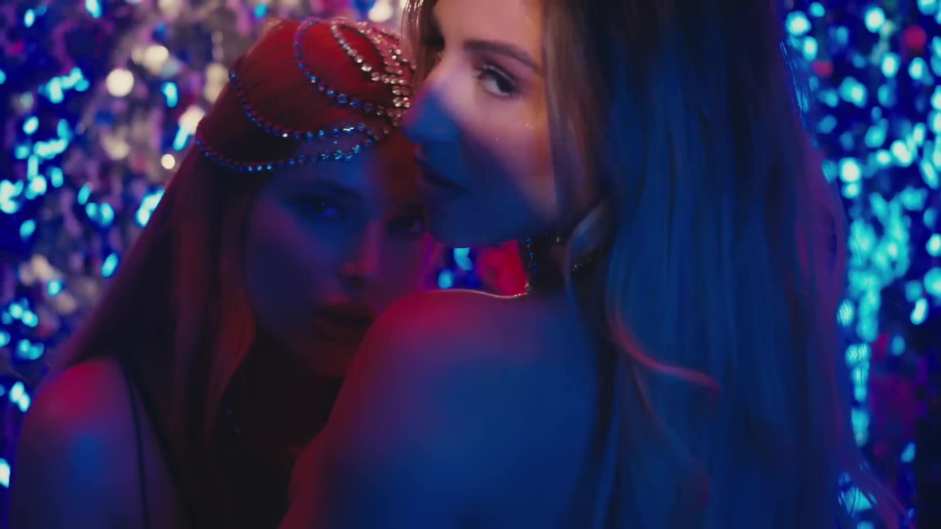BellaJuicyJ_InYou_MV_BTD_323.jpg BellaJuicyJ_InYou_MV_BTD_323.jpg