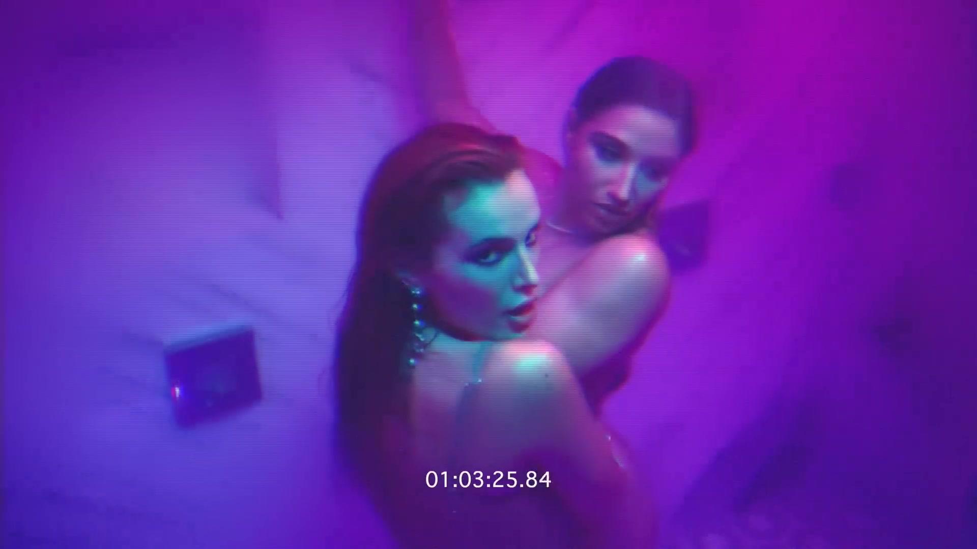 BellaJuicyJ_InYou_MV_BTD_487.jpg