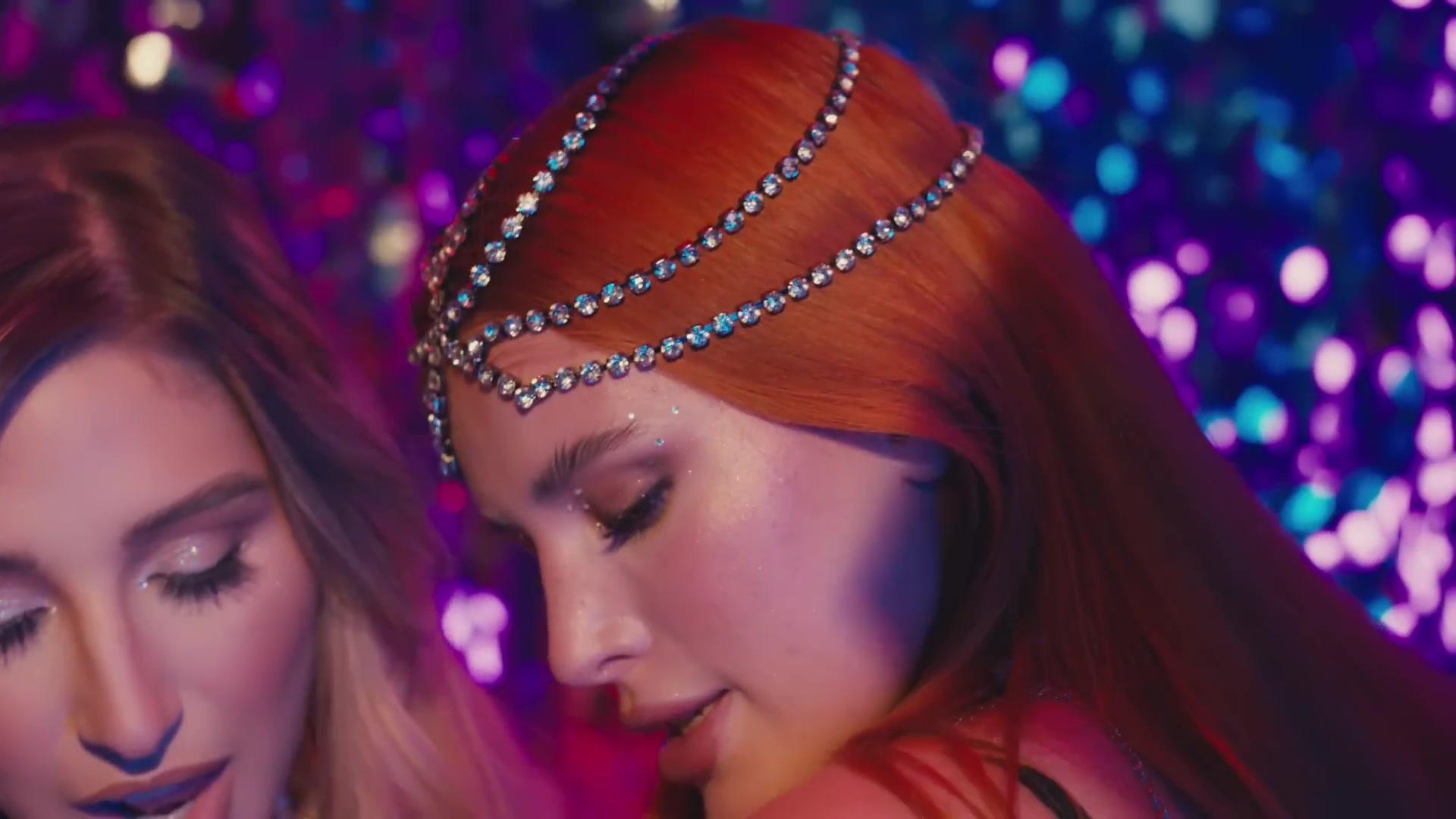 BellaJuicyJ_InYou_MV_BTD_527.jpg BellaJuicyJ_InYou_MV_BTD_527.jpg