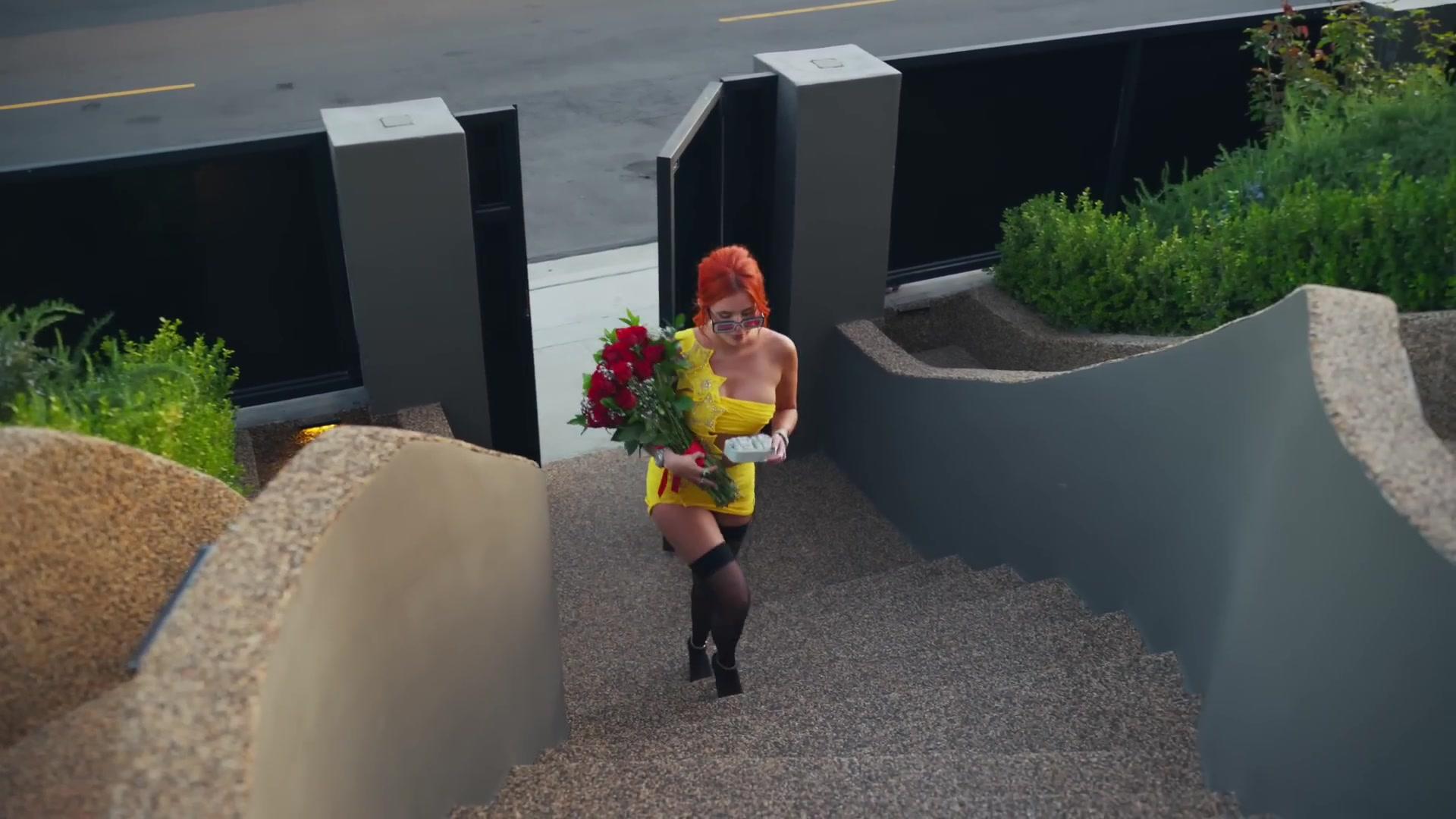 BellaJuicyJ_InYou_MV_BTD_543.jpg BellaJuicyJ_InYou_MV_BTD_543.jpg