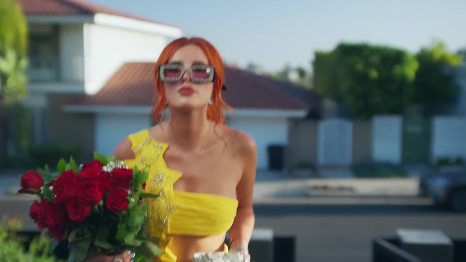 BellaJuicyJ_InYou_MV_BTD_544.jpg BellaJuicyJ_InYou_MV_BTD_544.jpg