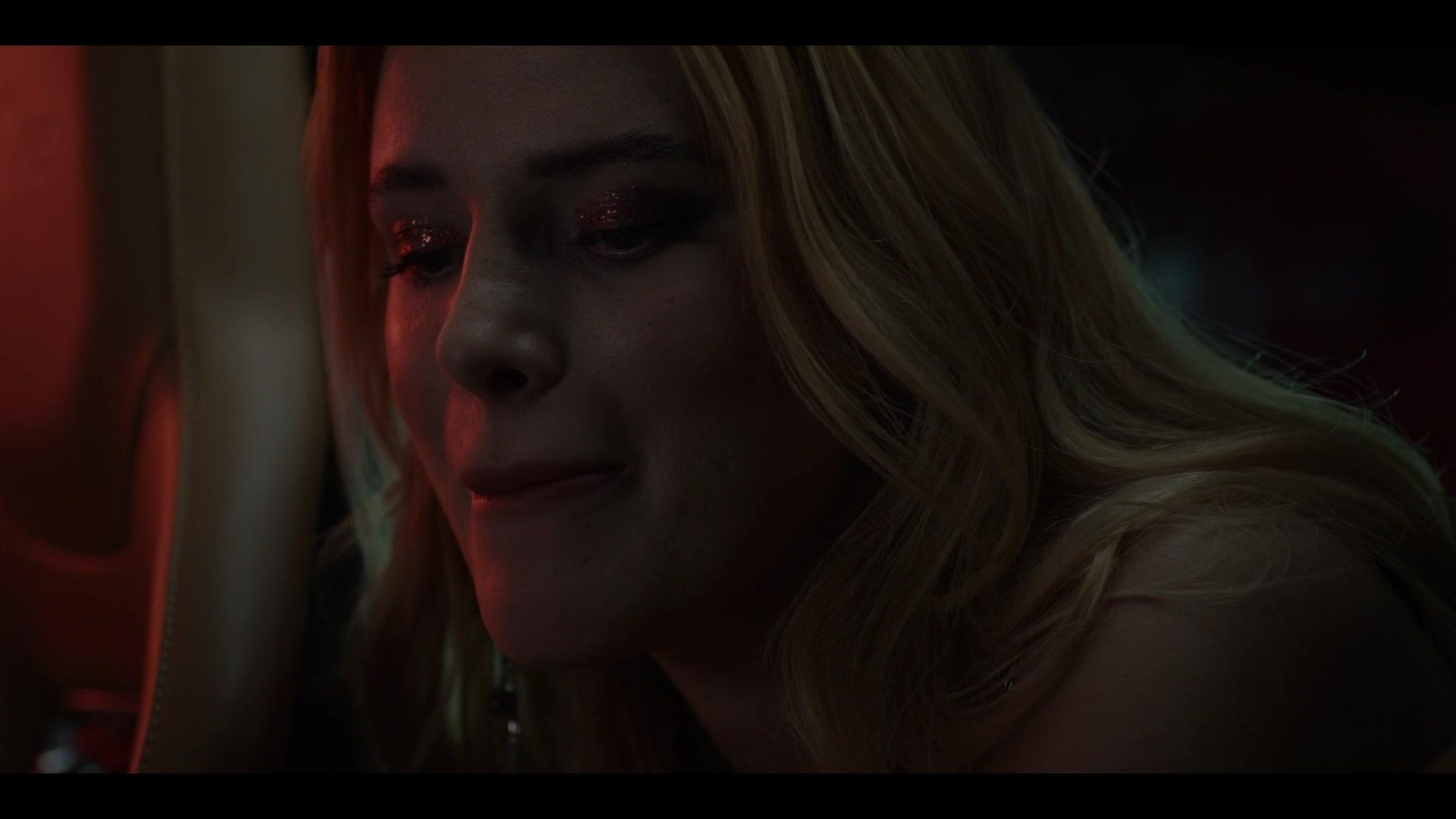 BellaScenes_AHS_2x03_BTD_0292.jpg