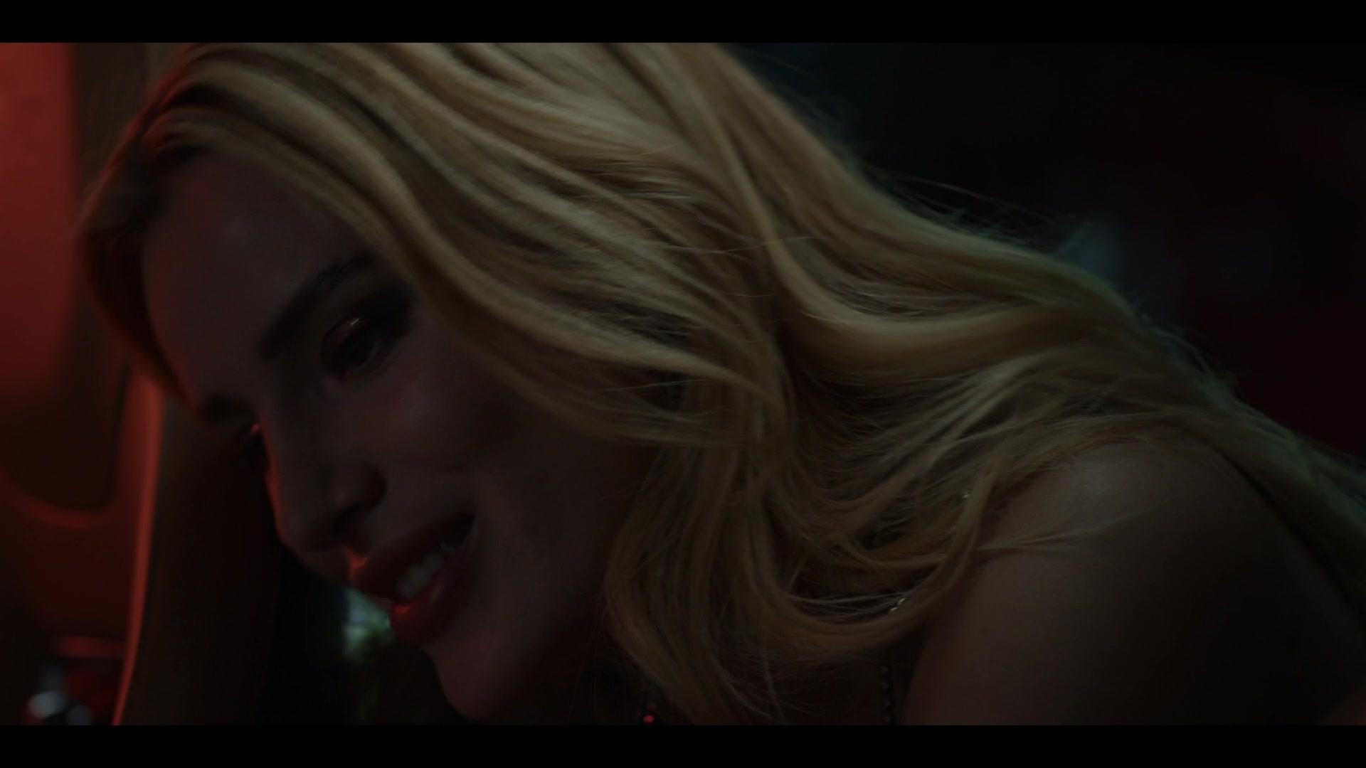 BellaScenes_AHS_2x03_BTD_0294.jpg
