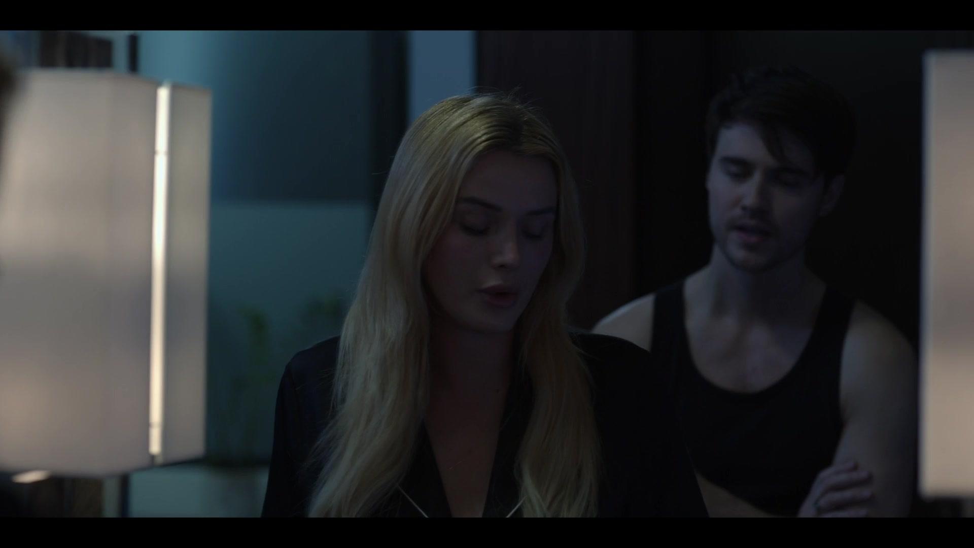 BellaScenes_AHS_2x03_BTD_0440.jpg