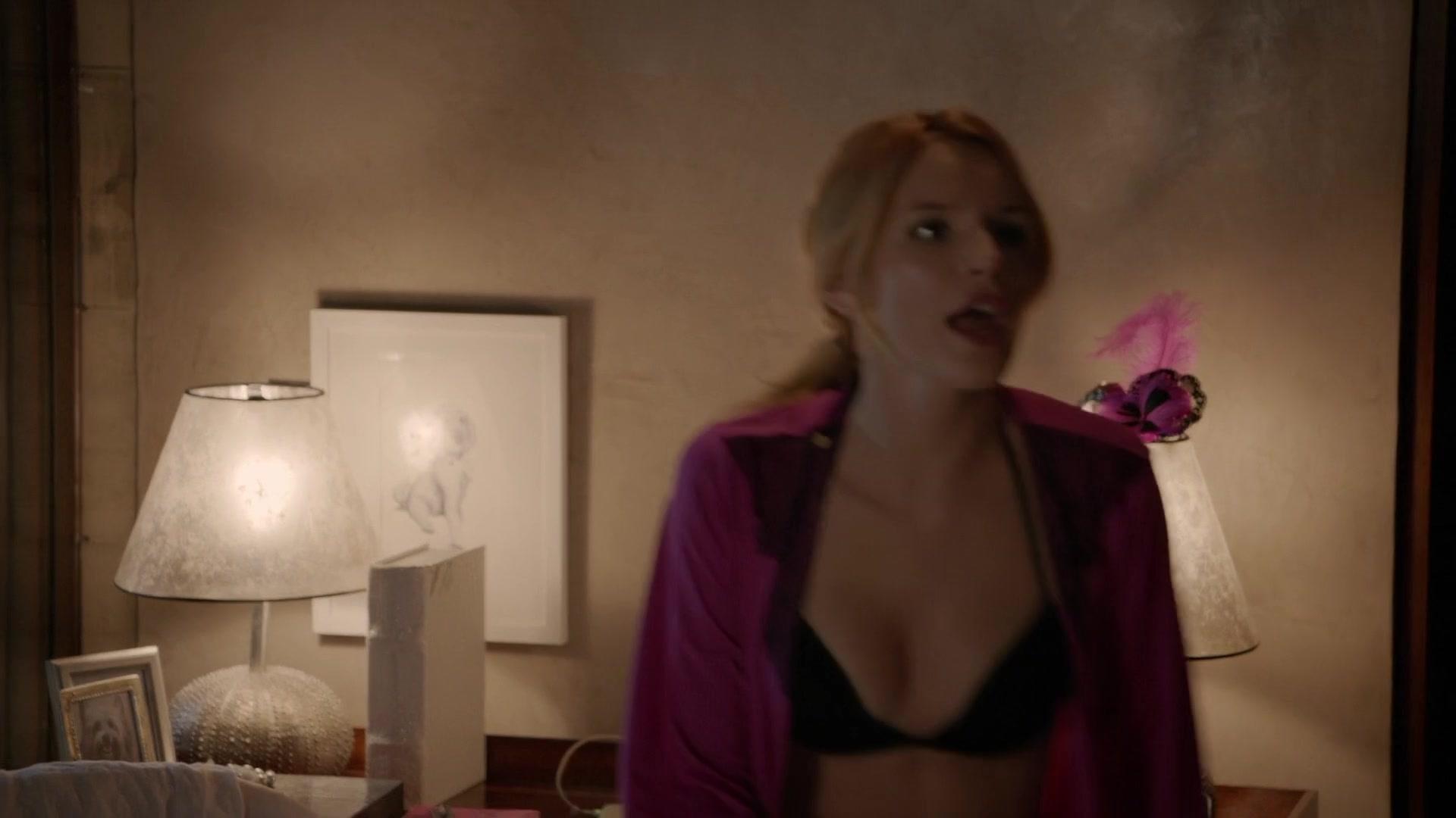 BellaScenes_ScreamTVSeries_1x01_BTD_344.jpg