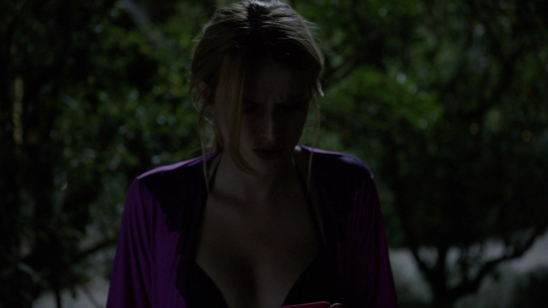 BellaScenes_ScreamTVSeries_1x01_BTD_505.jpg BellaScenes_ScreamTVSeries_1x01_BTD_505.jpg