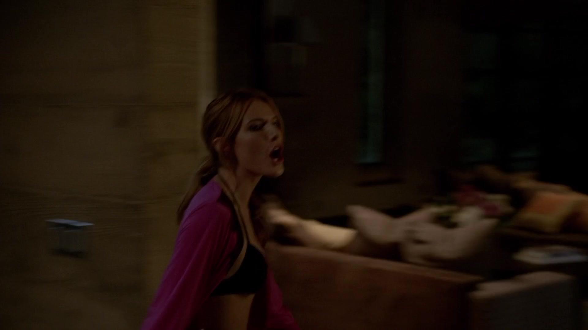 BellaScenes_ScreamTVSeries_1x01_BTD_524.jpg BellaScenes_ScreamTVSeries_1x01_BTD_524.jpg