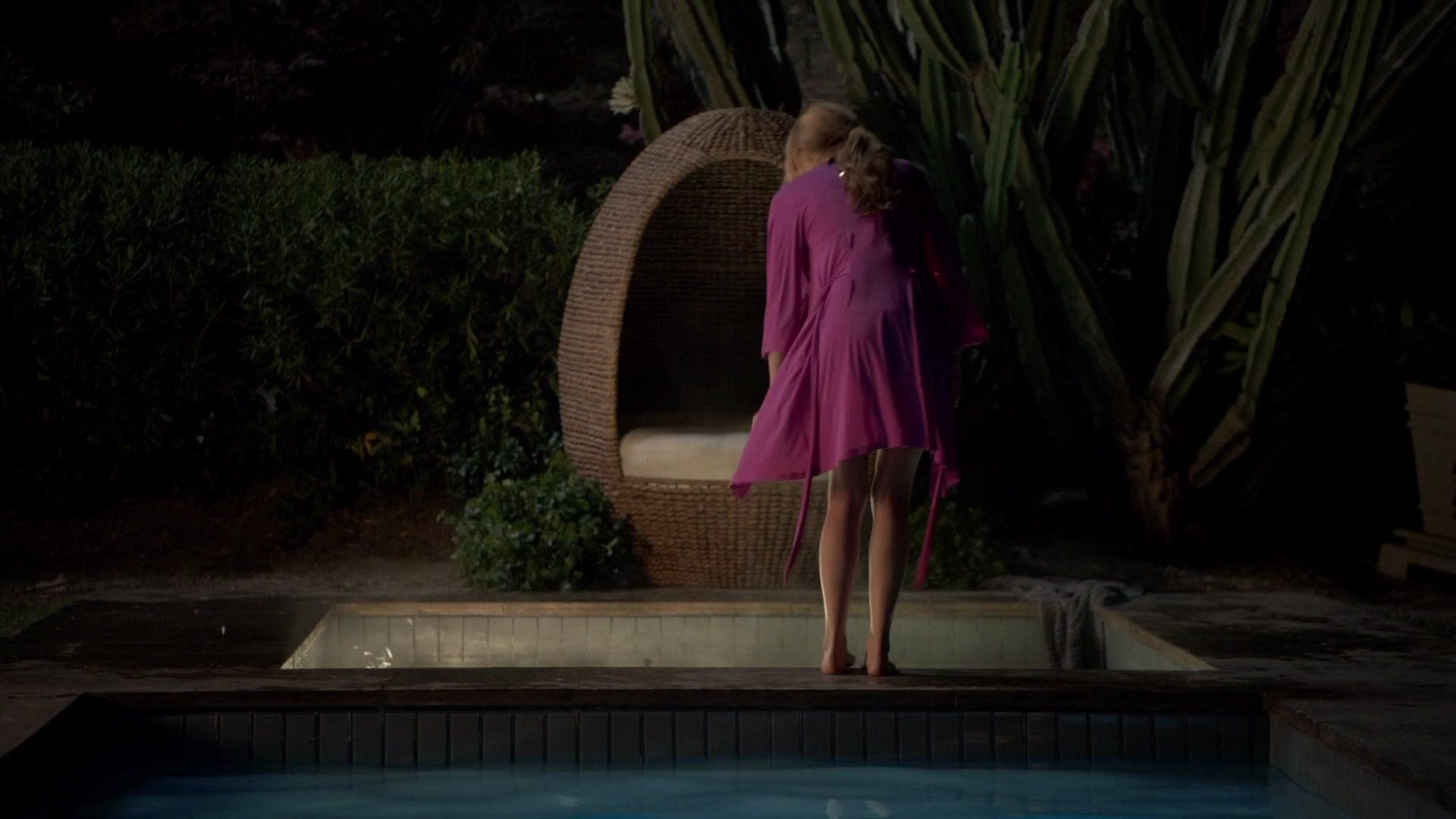 BellaScenes_ScreamTVSeries_1x01_BTD_590.jpg BellaScenes_ScreamTVSeries_1x01_BTD_590.jpg