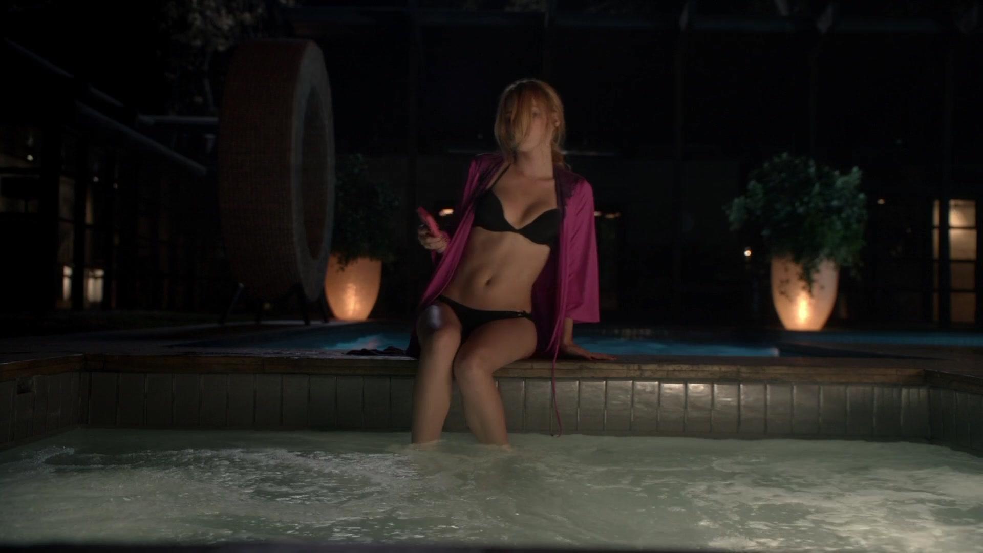 BellaScenes_ScreamTVSeries_1x01_BTD_599.jpg BellaScenes_ScreamTVSeries_1x01_BTD_599.jpg