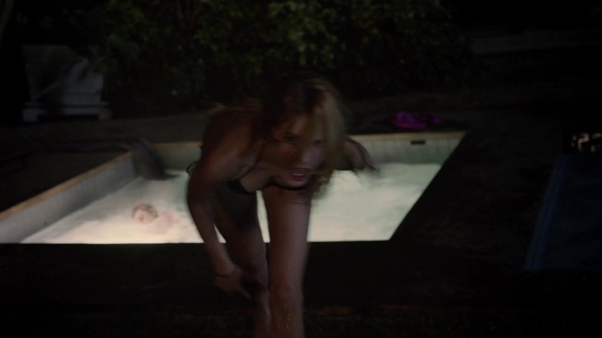 BellaScenes_ScreamTVSeries_1x01_BTD_820.jpg