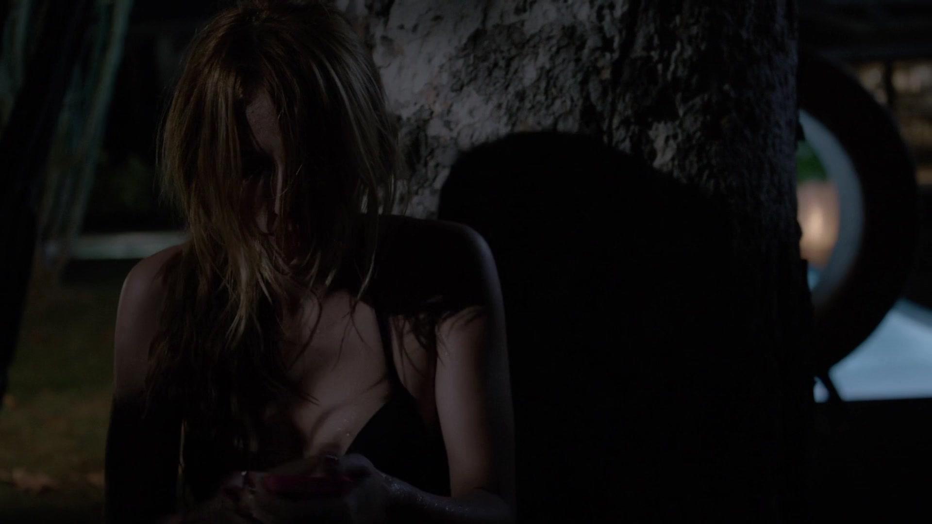 BellaScenes_ScreamTVSeries_1x01_BTD_842.jpg BellaScenes_ScreamTVSeries_1x01_BTD_842.jpg