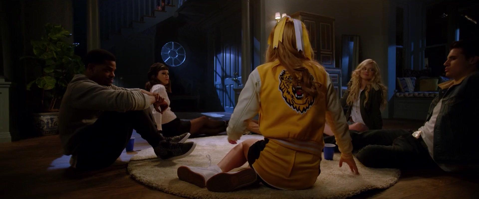 BellaScenes_TheBabysitter_BTD_0041.jpg BellaScenes_TheBabysitter_BTD_0041.jpg