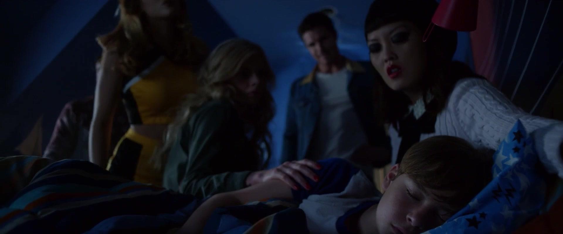 BellaScenes_TheBabysitter_BTD_0512.jpg