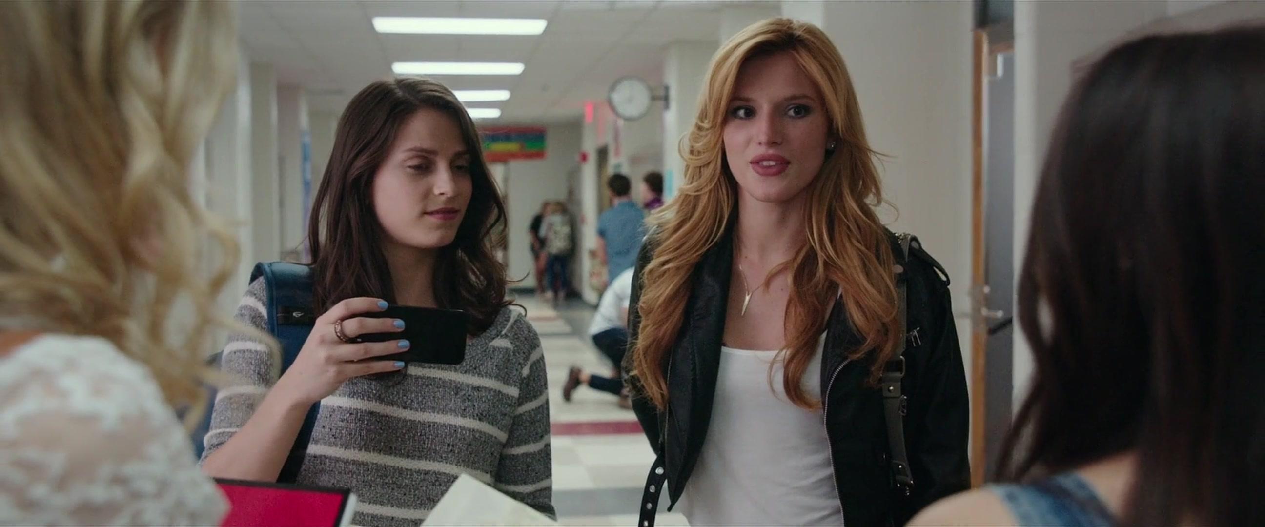 BellaScenes_TheDuff_BTD_0215.jpg BellaScenes_TheDuff_BTD_0215.jpg