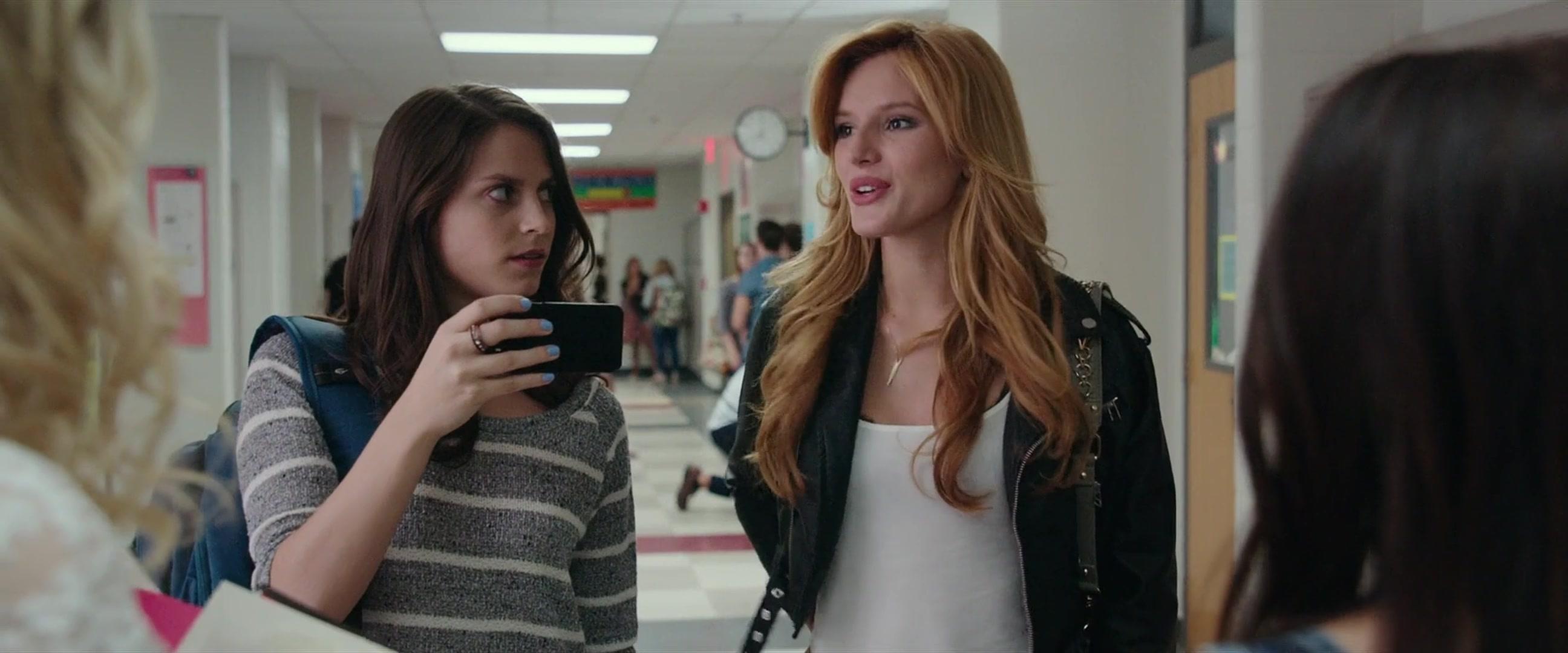 BellaScenes_TheDuff_BTD_0268.jpg BellaScenes_TheDuff_BTD_0268.jpg