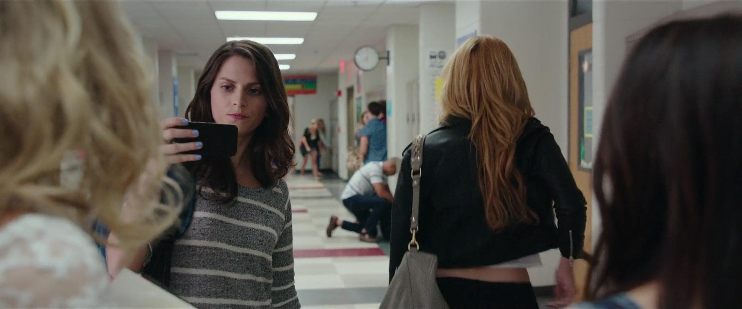 BellaScenes_TheDuff_BTD_0286.jpg BellaScenes_TheDuff_BTD_0286.jpg