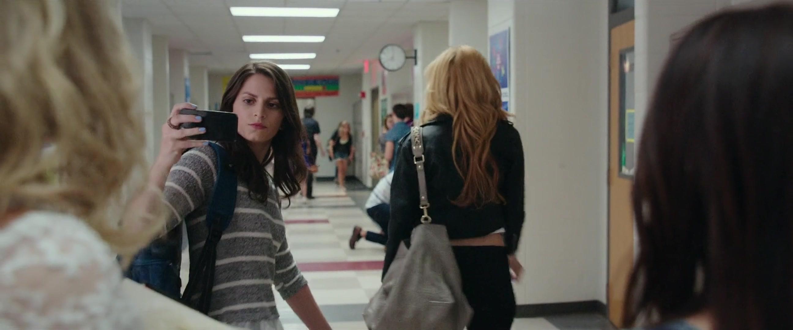 BellaScenes_TheDuff_BTD_0290.jpg BellaScenes_TheDuff_BTD_0290.jpg