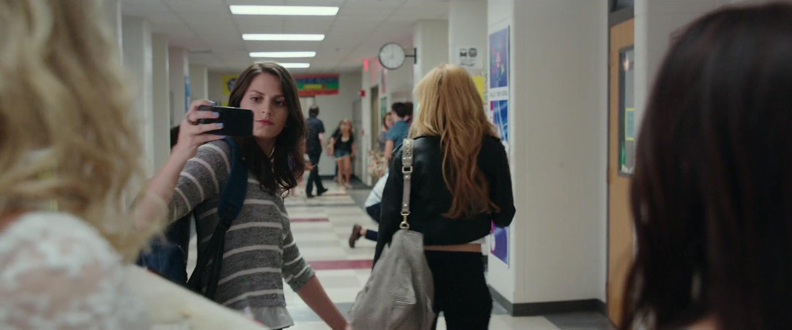 BellaScenes_TheDuff_BTD_0291.jpg BellaScenes_TheDuff_BTD_0291.jpg