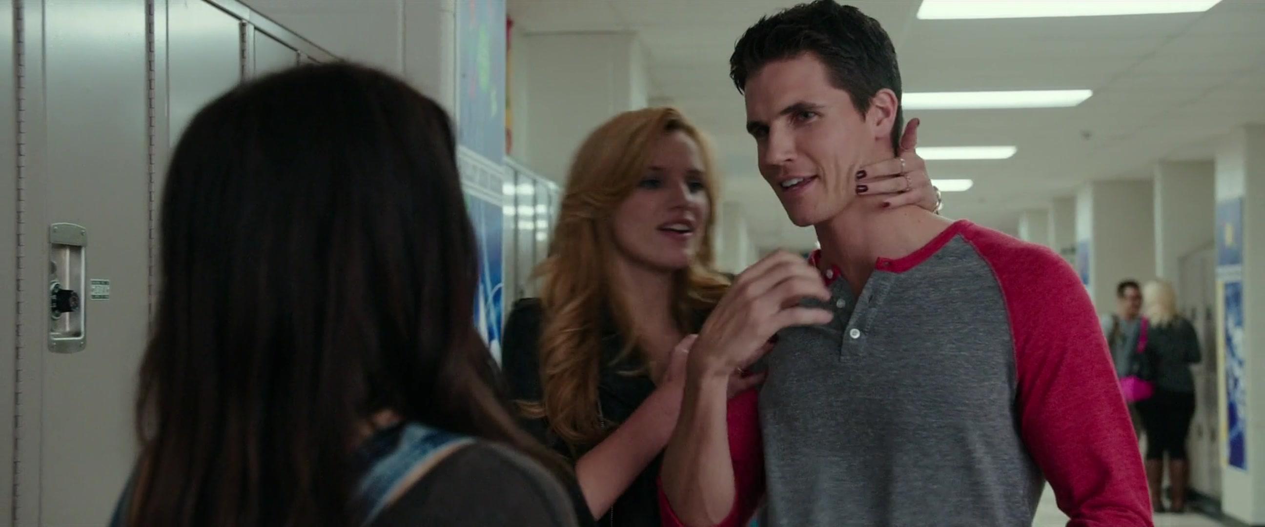 BellaScenes_TheDuff_BTD_0315.jpg BellaScenes_TheDuff_BTD_0315.jpg