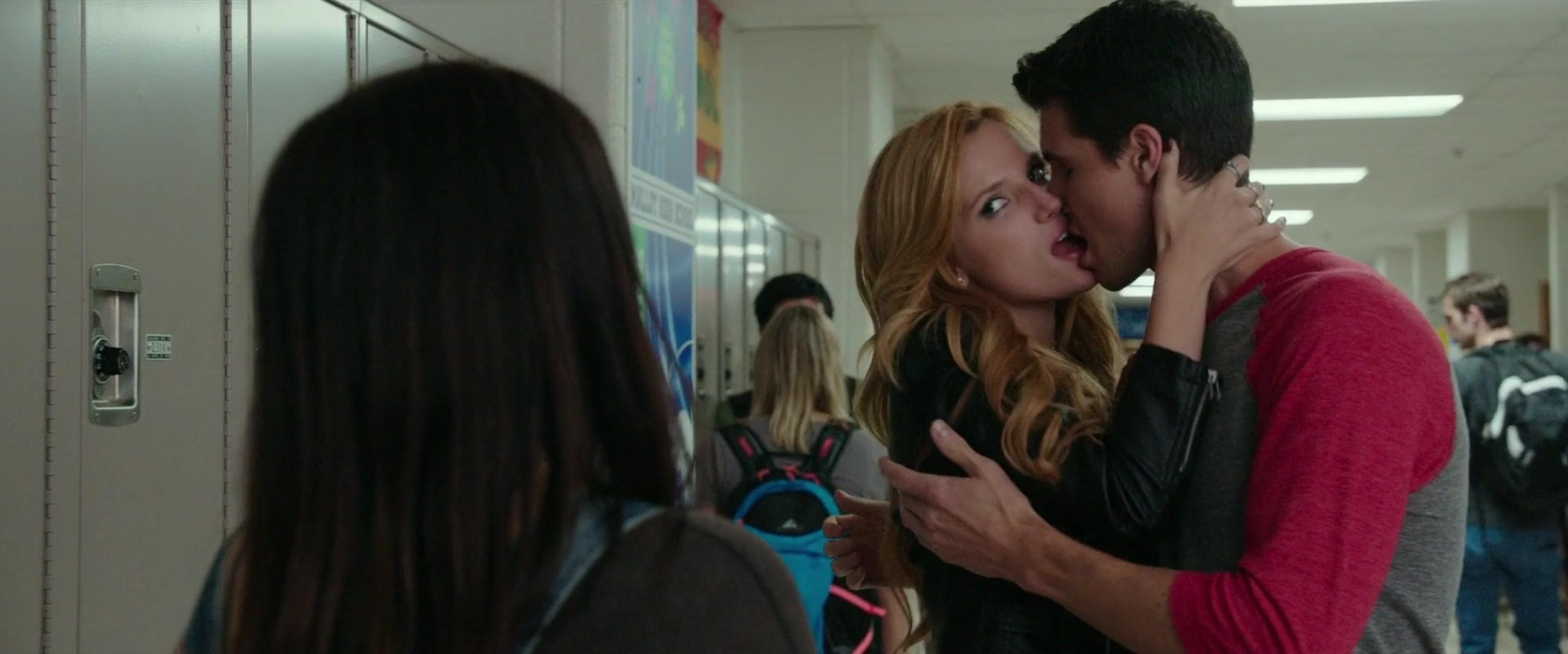 BellaScenes_TheDuff_BTD_0344.jpg BellaScenes_TheDuff_BTD_0344.jpg