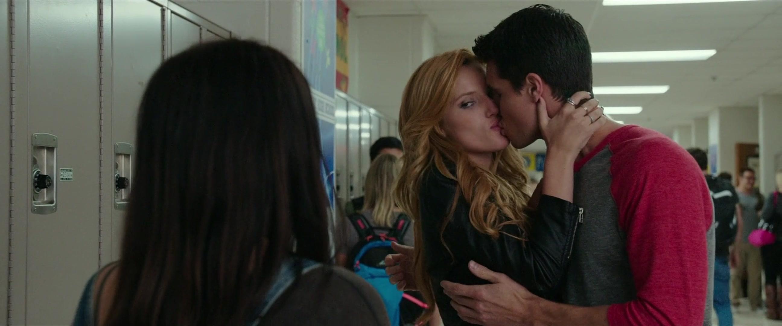 BellaScenes_TheDuff_BTD_0351.jpg BellaScenes_TheDuff_BTD_0351.jpg