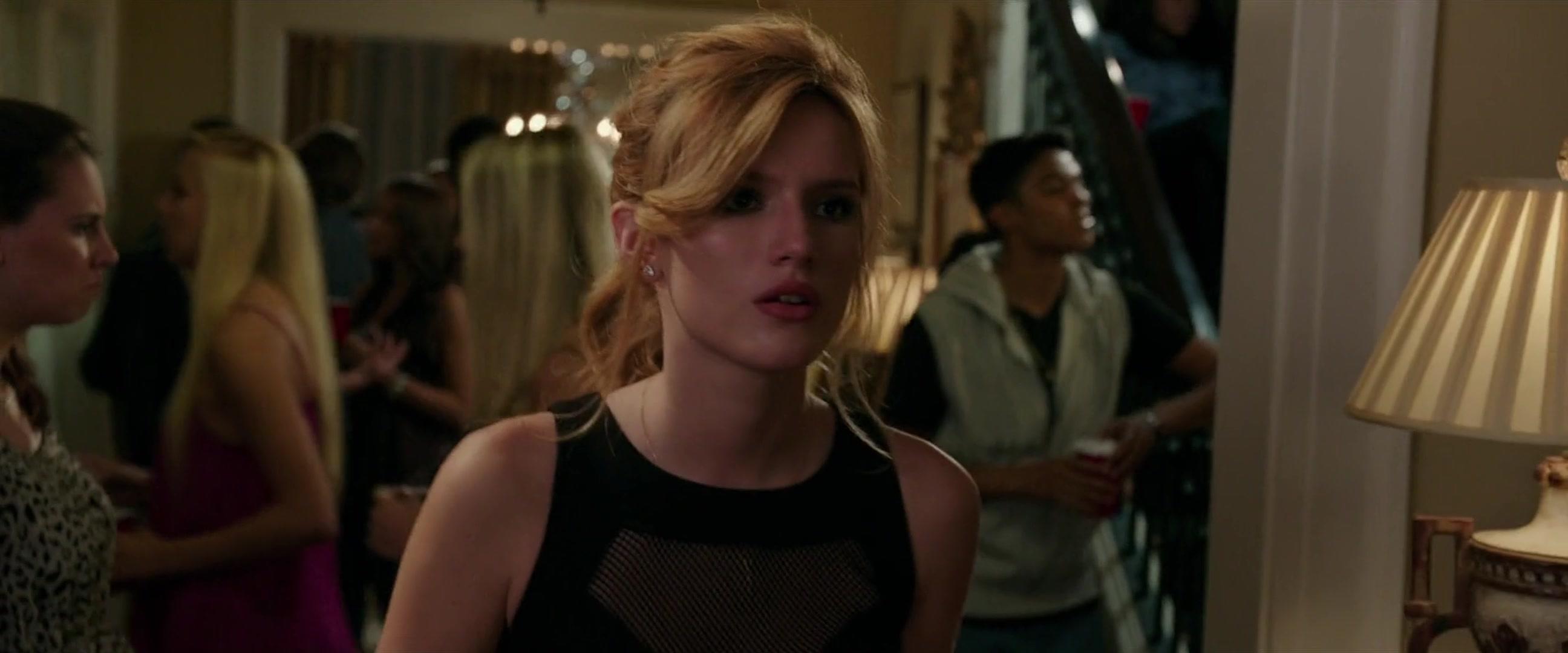 BellaScenes_TheDuff_BTD_0564.jpg BellaScenes_TheDuff_BTD_0564.jpg