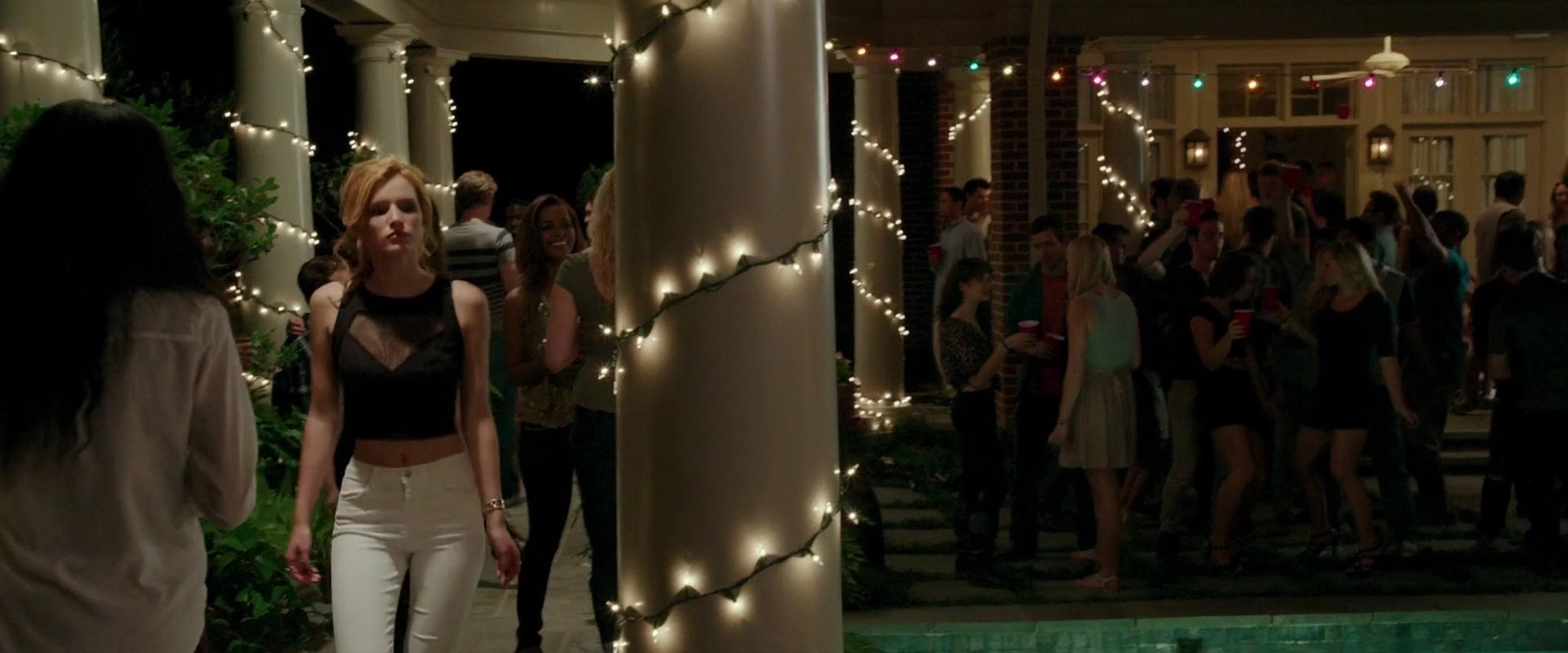 BellaScenes_TheDuff_BTD_0590.jpg BellaScenes_TheDuff_BTD_0590.jpg