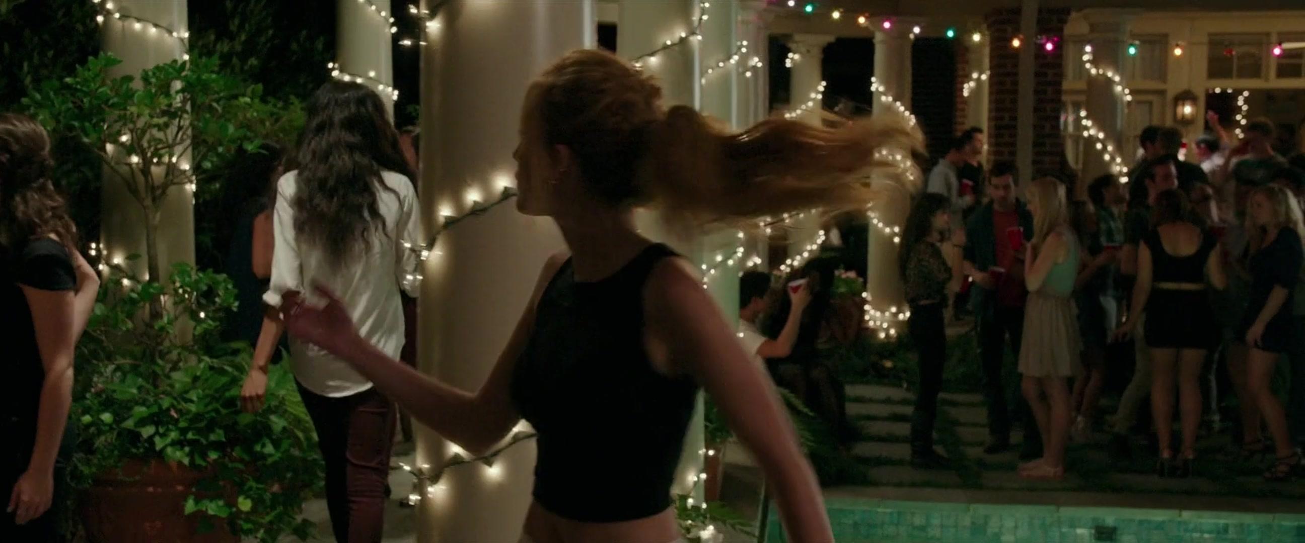 BellaScenes_TheDuff_BTD_0613.jpg BellaScenes_TheDuff_BTD_0613.jpg