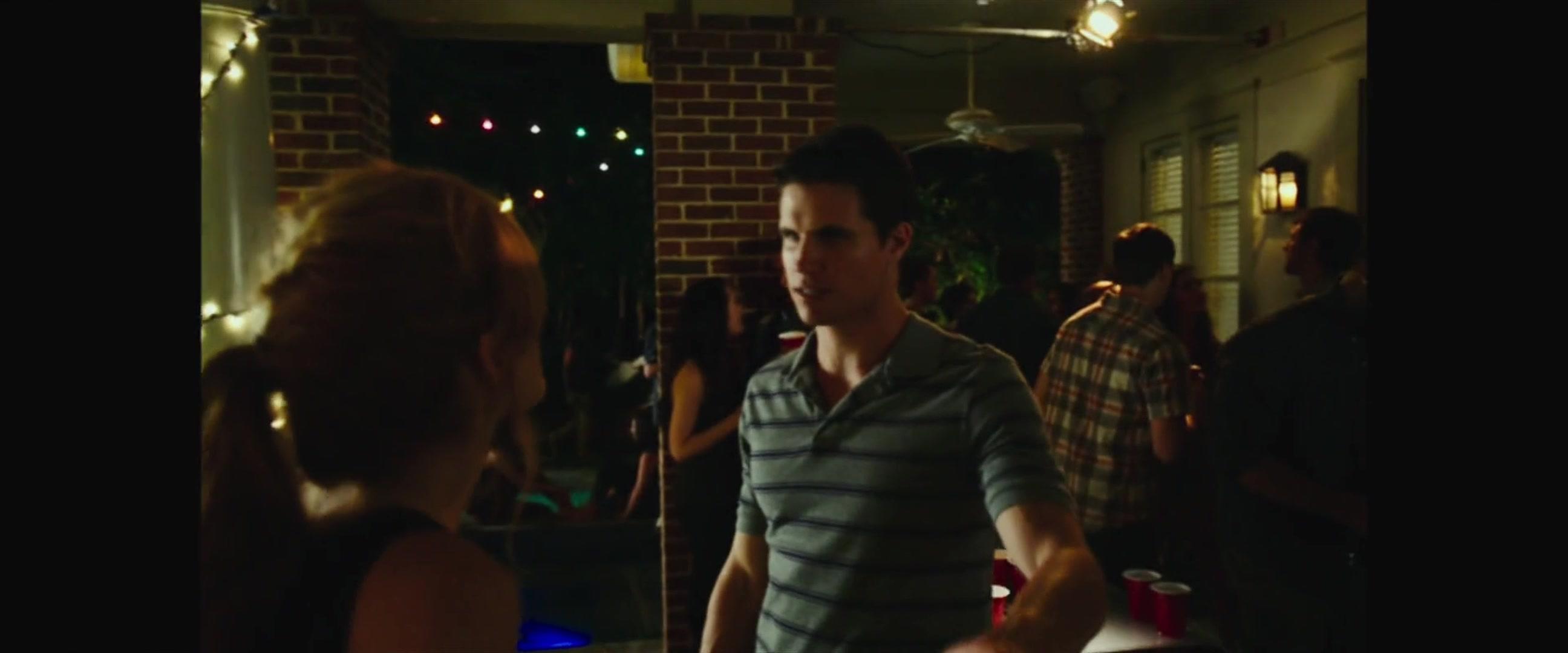 BellaScenes_TheDuff_BTD_0642.jpg BellaScenes_TheDuff_BTD_0642.jpg
