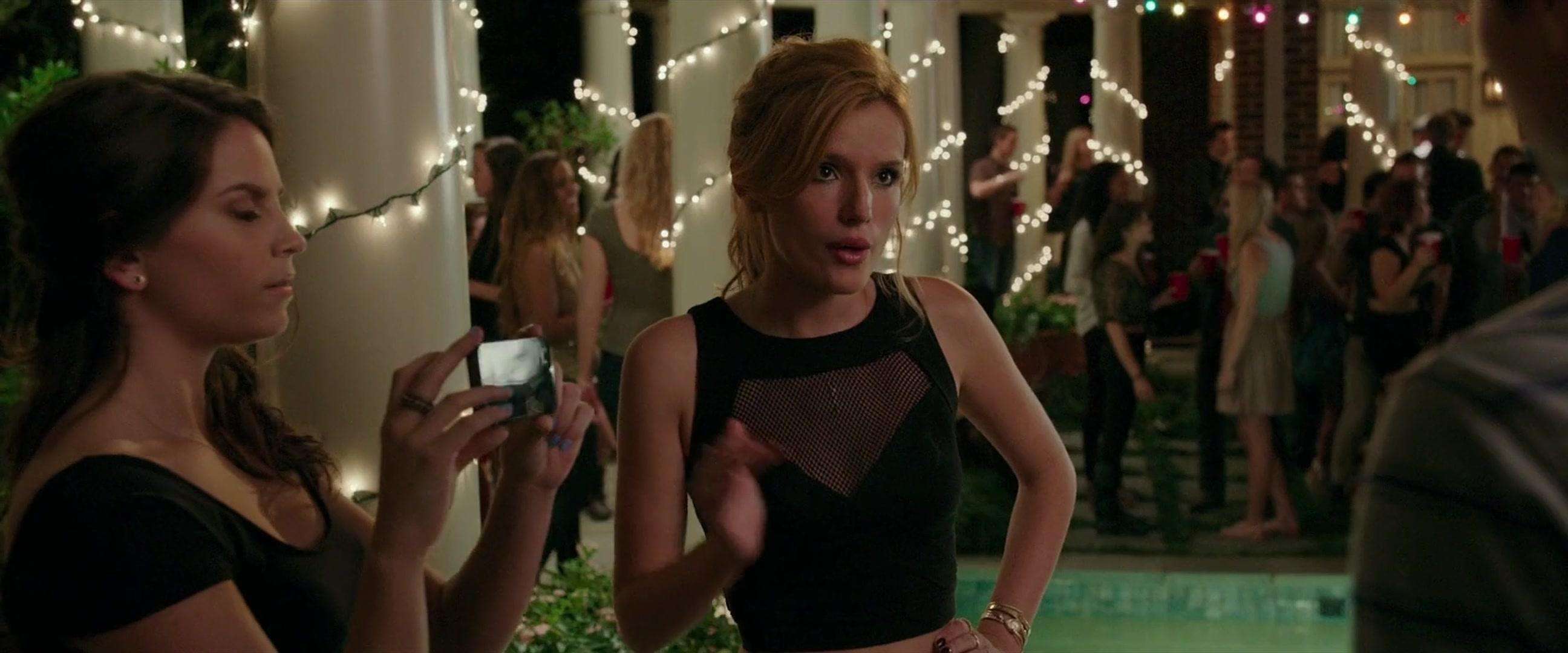 BellaScenes_TheDuff_BTD_0660.jpg BellaScenes_TheDuff_BTD_0660.jpg