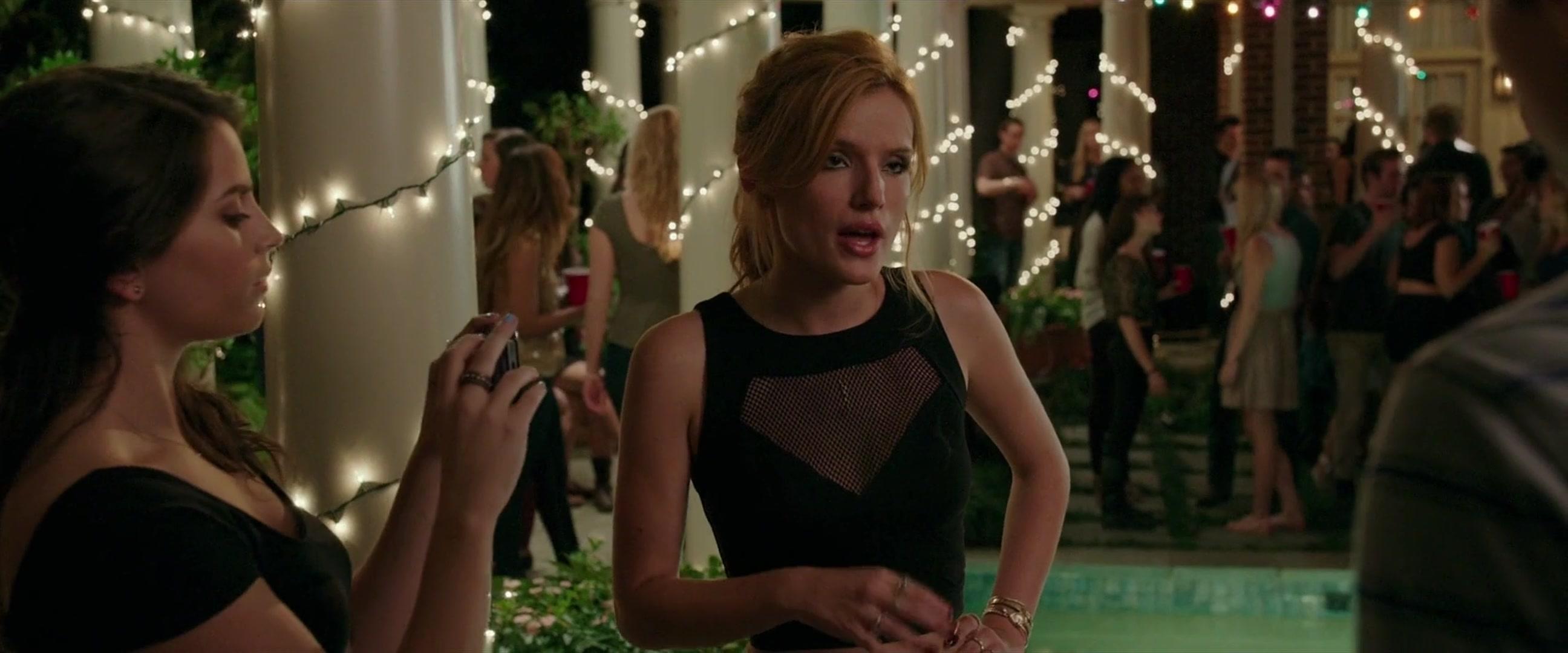 BellaScenes_TheDuff_BTD_0664.jpg BellaScenes_TheDuff_BTD_0664.jpg