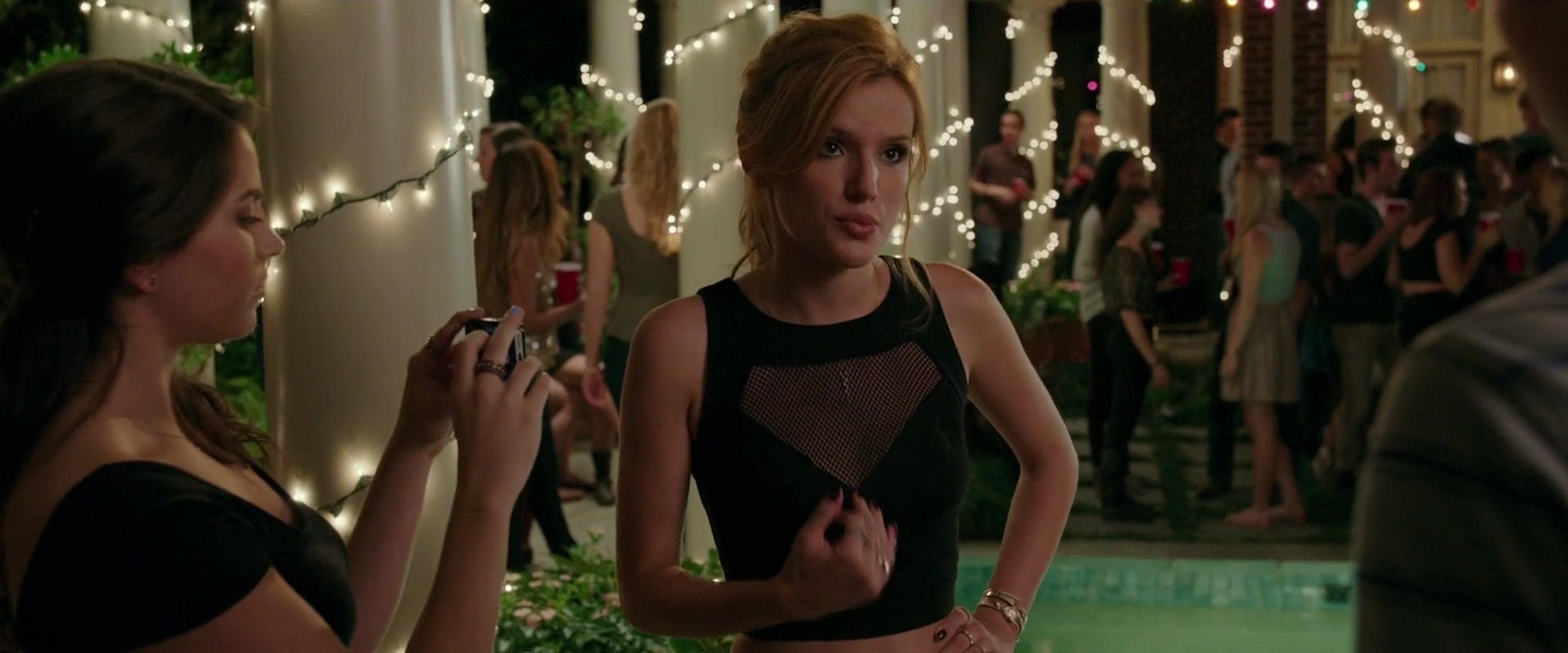BellaScenes_TheDuff_BTD_0666.jpg BellaScenes_TheDuff_BTD_0666.jpg