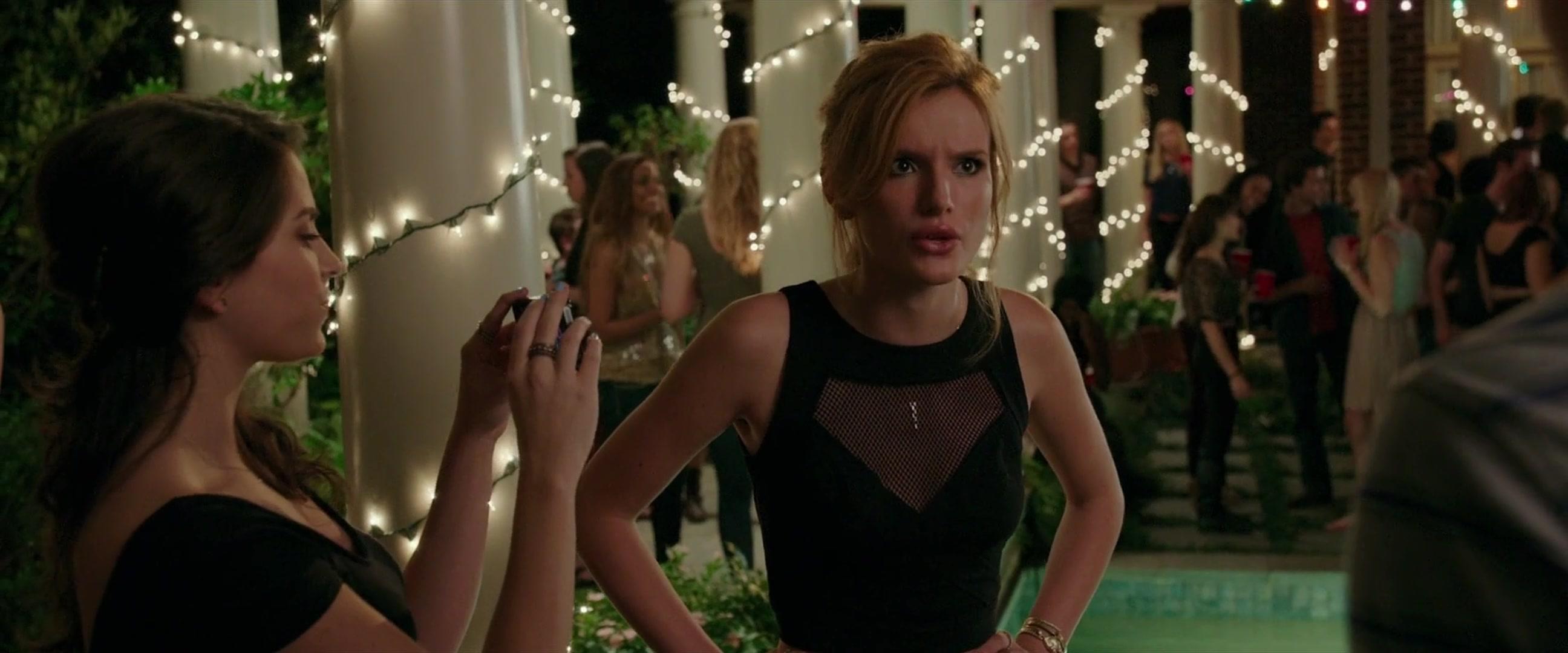 BellaScenes_TheDuff_BTD_0705.jpg BellaScenes_TheDuff_BTD_0705.jpg