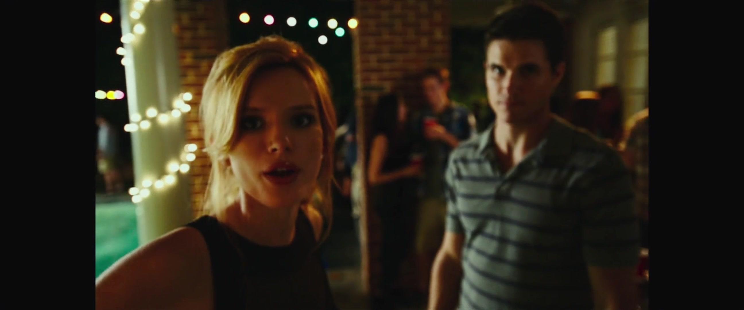 BellaScenes_TheDuff_BTD_0720.jpg BellaScenes_TheDuff_BTD_0720.jpg