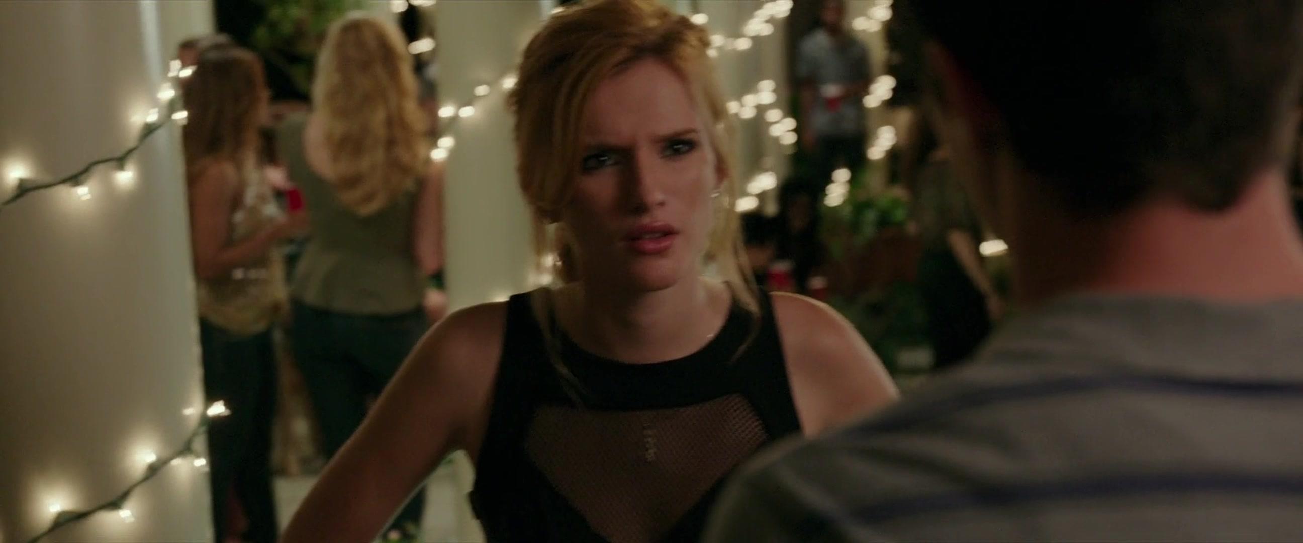 BellaScenes_TheDuff_BTD_0749.jpg BellaScenes_TheDuff_BTD_0749.jpg