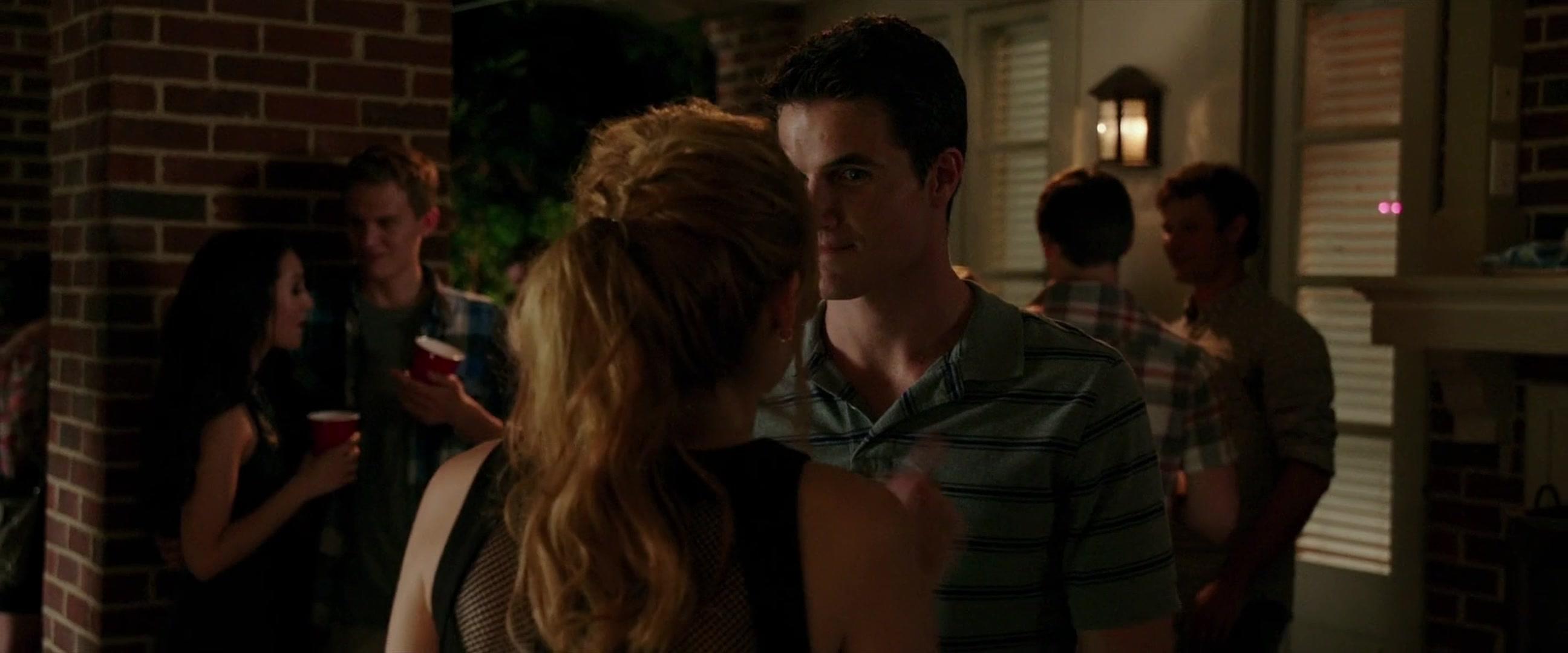 BellaScenes_TheDuff_BTD_0781.jpg BellaScenes_TheDuff_BTD_0781.jpg