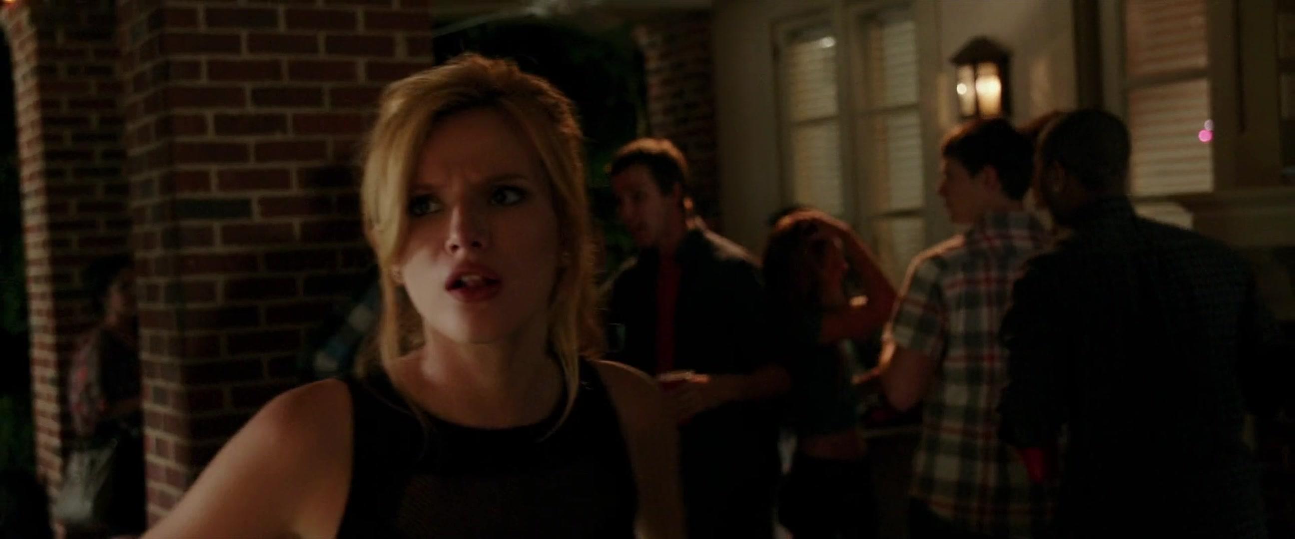 BellaScenes_TheDuff_BTD_0847.jpg BellaScenes_TheDuff_BTD_0847.jpg