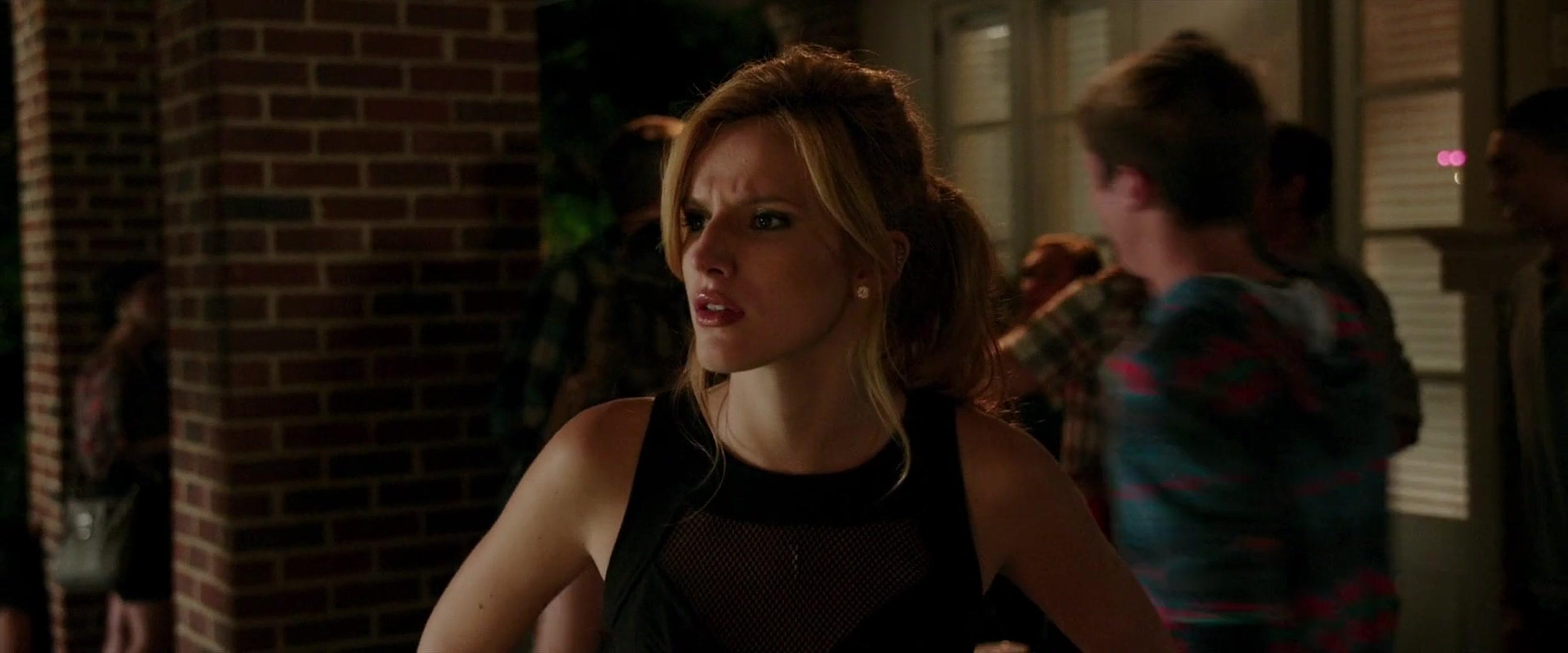 BellaScenes_TheDuff_BTD_0857.jpg BellaScenes_TheDuff_BTD_0857.jpg