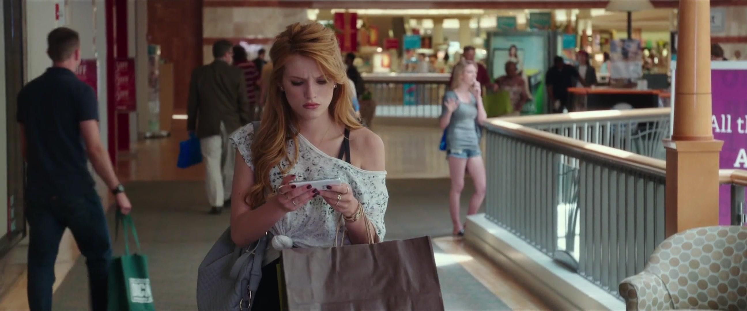 BellaScenes_TheDuff_BTD_0885.jpg BellaScenes_TheDuff_BTD_0885.jpg
