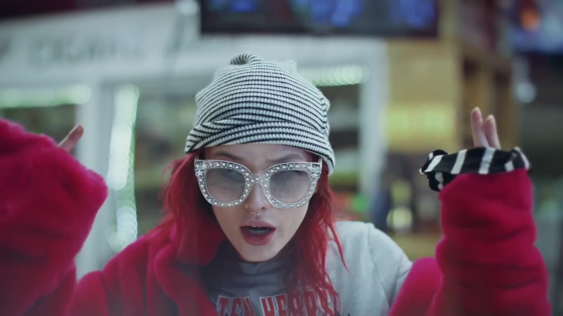 Bella_BTCH_MBELLATHORNE_MV_BTD_042.jpg Bella_BTCH_MBELLATHORNE_MV_BTD_042.jpg