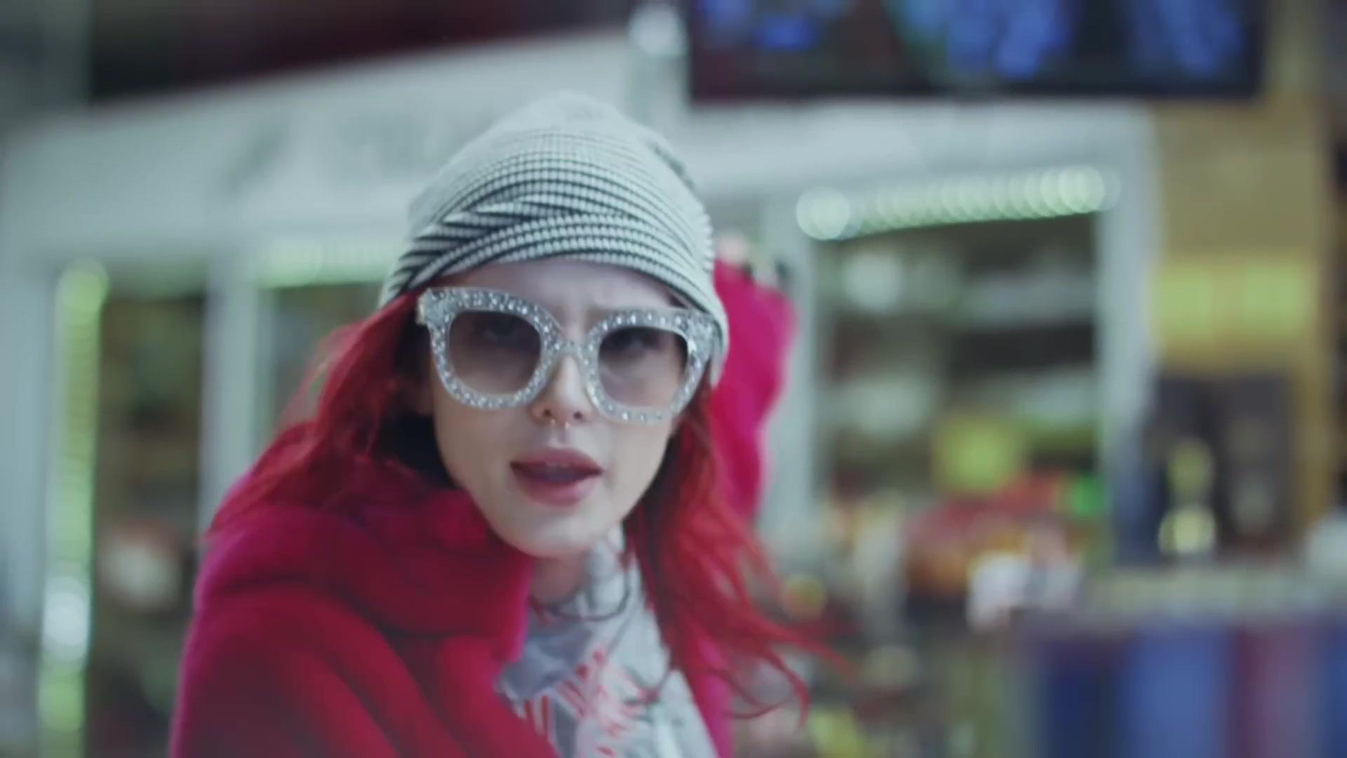 Bella_BTCH_MBELLATHORNE_MV_BTD_047.jpg Bella_BTCH_MBELLATHORNE_MV_BTD_047.jpg