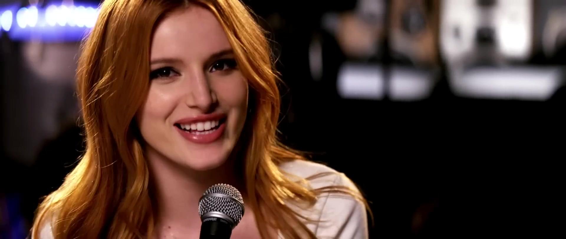 Bella_BurnSoBright_MV_MidnightSun_BTD_036.jpg Bella_BurnSoBright_MV_MidnightSun_BTD_036.jpg