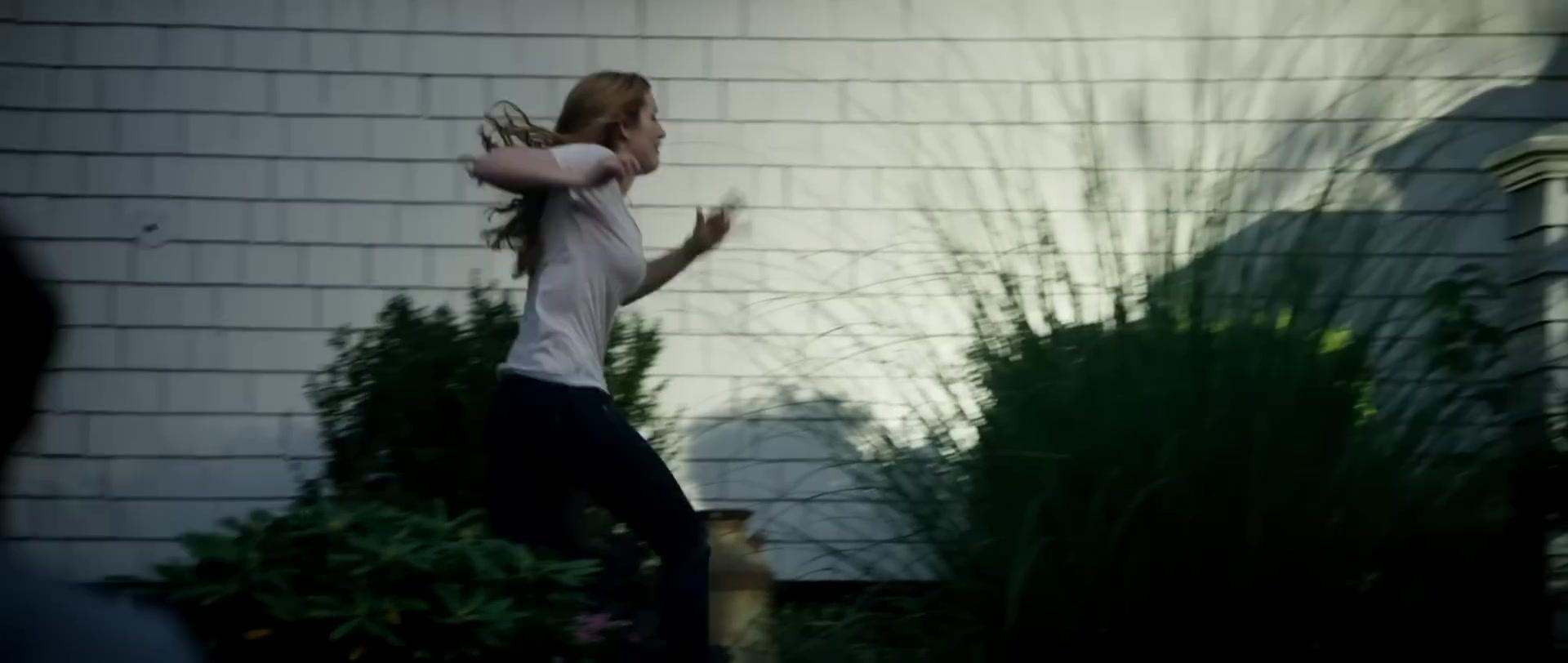 Bella_BurnSoBright_MV_MidnightSun_BTD_289.jpg