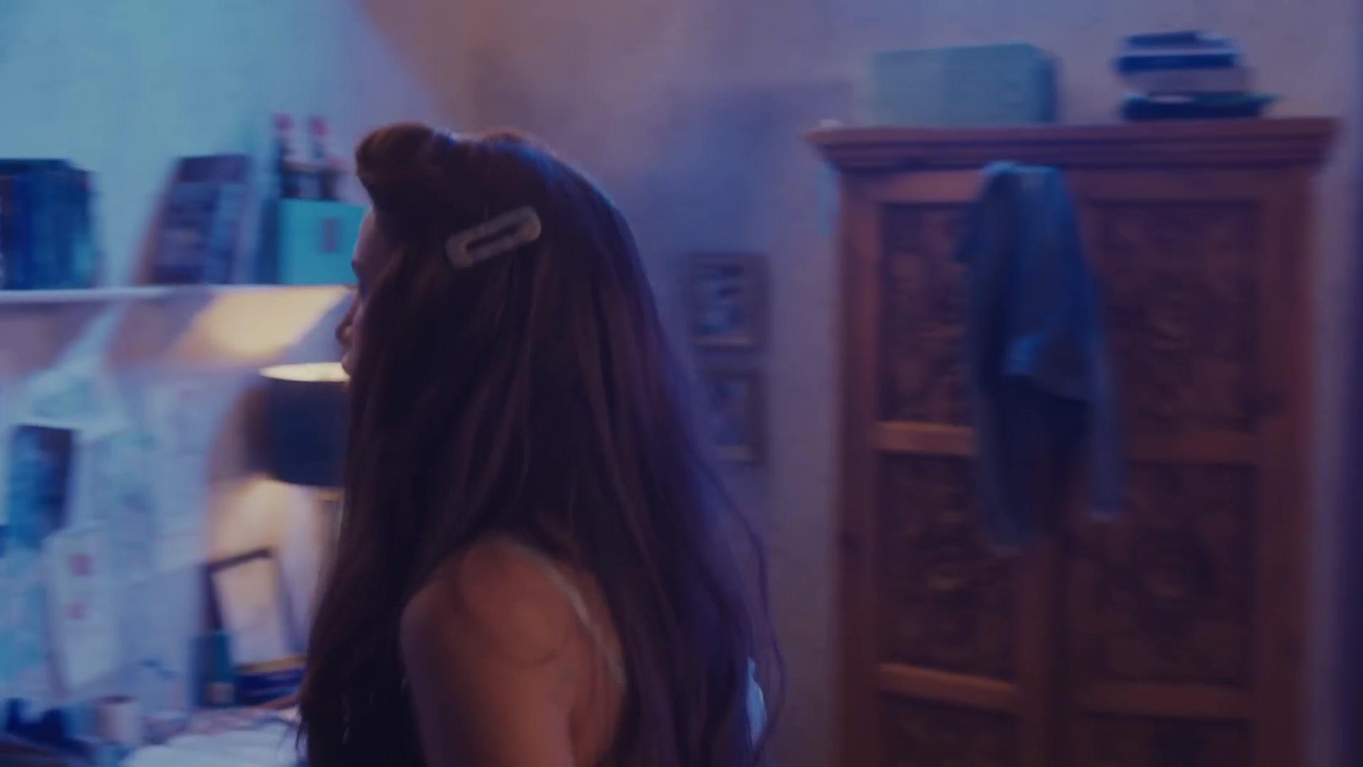 Bella_PhantomMV_BTD_0141.jpg Bella_PhantomMV_BTD_0141.jpg
