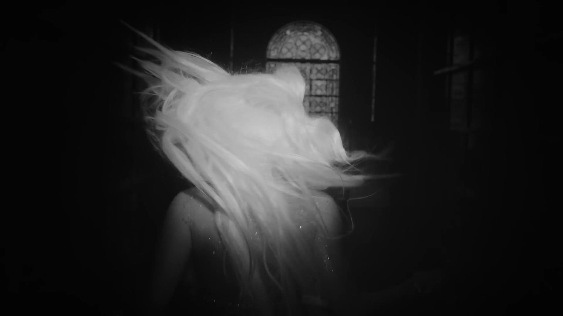 Bella_PhantomMV_BTD_0745.jpg Bella_PhantomMV_BTD_0745.jpg