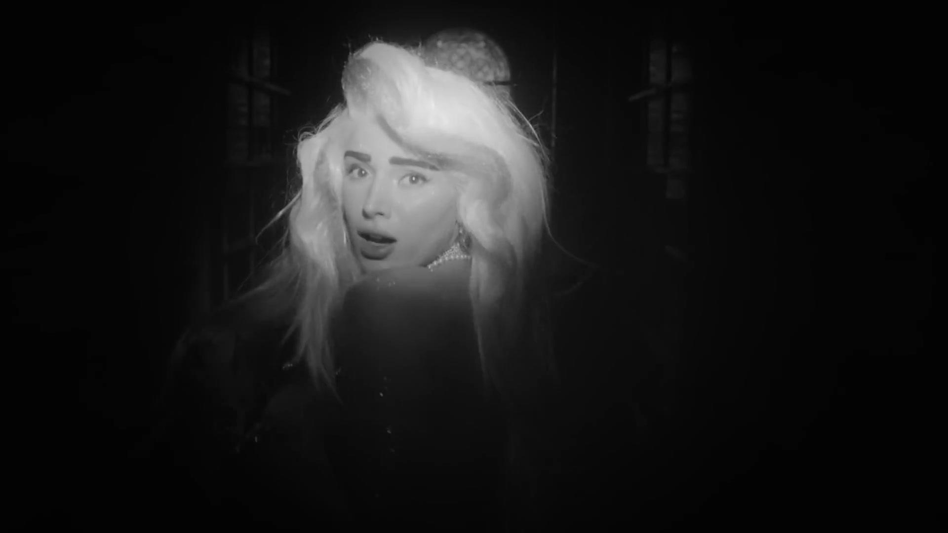 Bella_PhantomMV_BTD_0788.jpg Bella_PhantomMV_BTD_0788.jpg