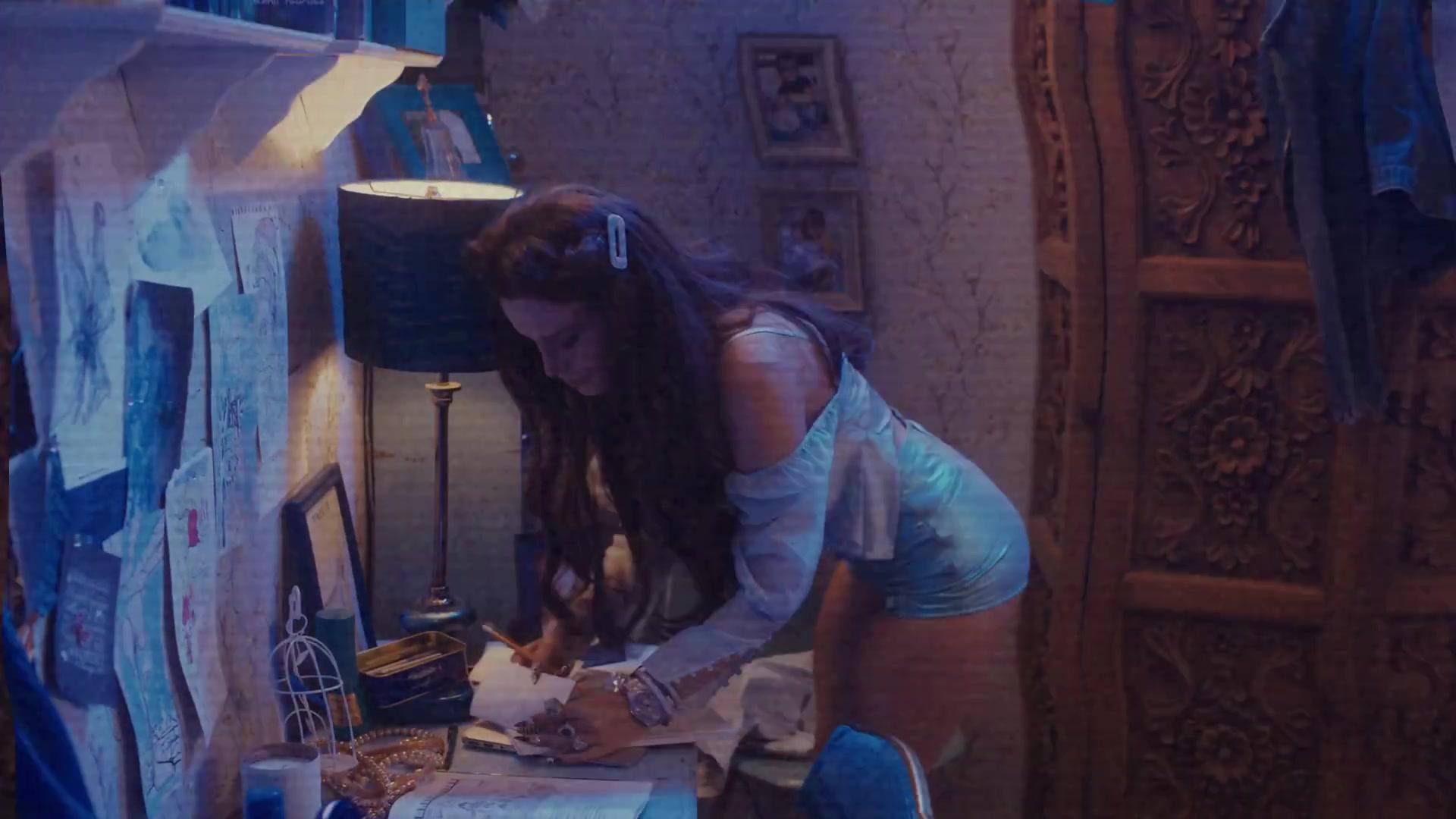 Bella_PhantomMV_BTD_0961.jpg Bella_PhantomMV_BTD_0961.jpg