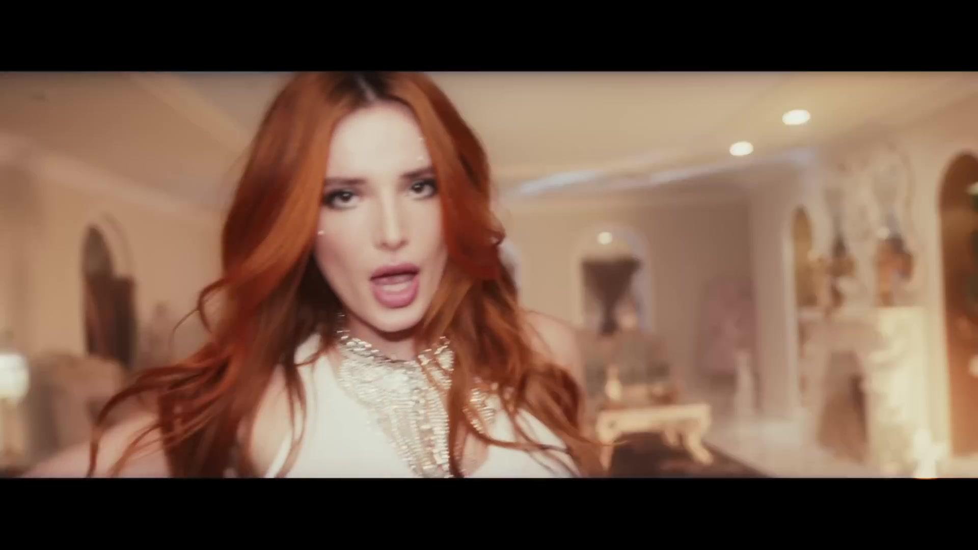 Bella_ShakeIt_MV_BTD_419.jpg