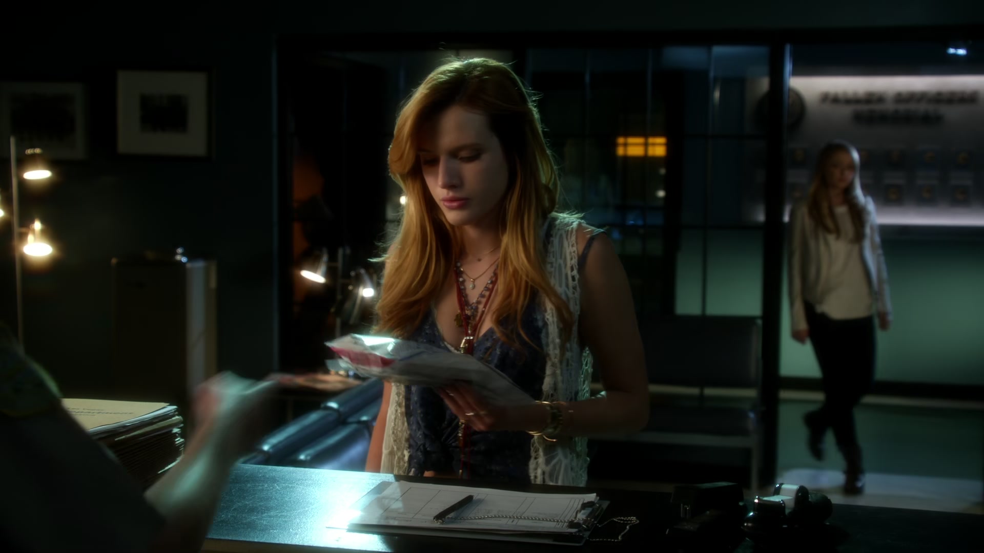 CSI_Crime_Scene_Investigation_S15E04_1080p_BTD_004035.jpg CSI_Crime_Scene_Investigation_S15E04_1080p_BTD_004035.jpg